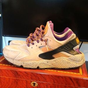 Nike Air Huarache Mowabb Linen
